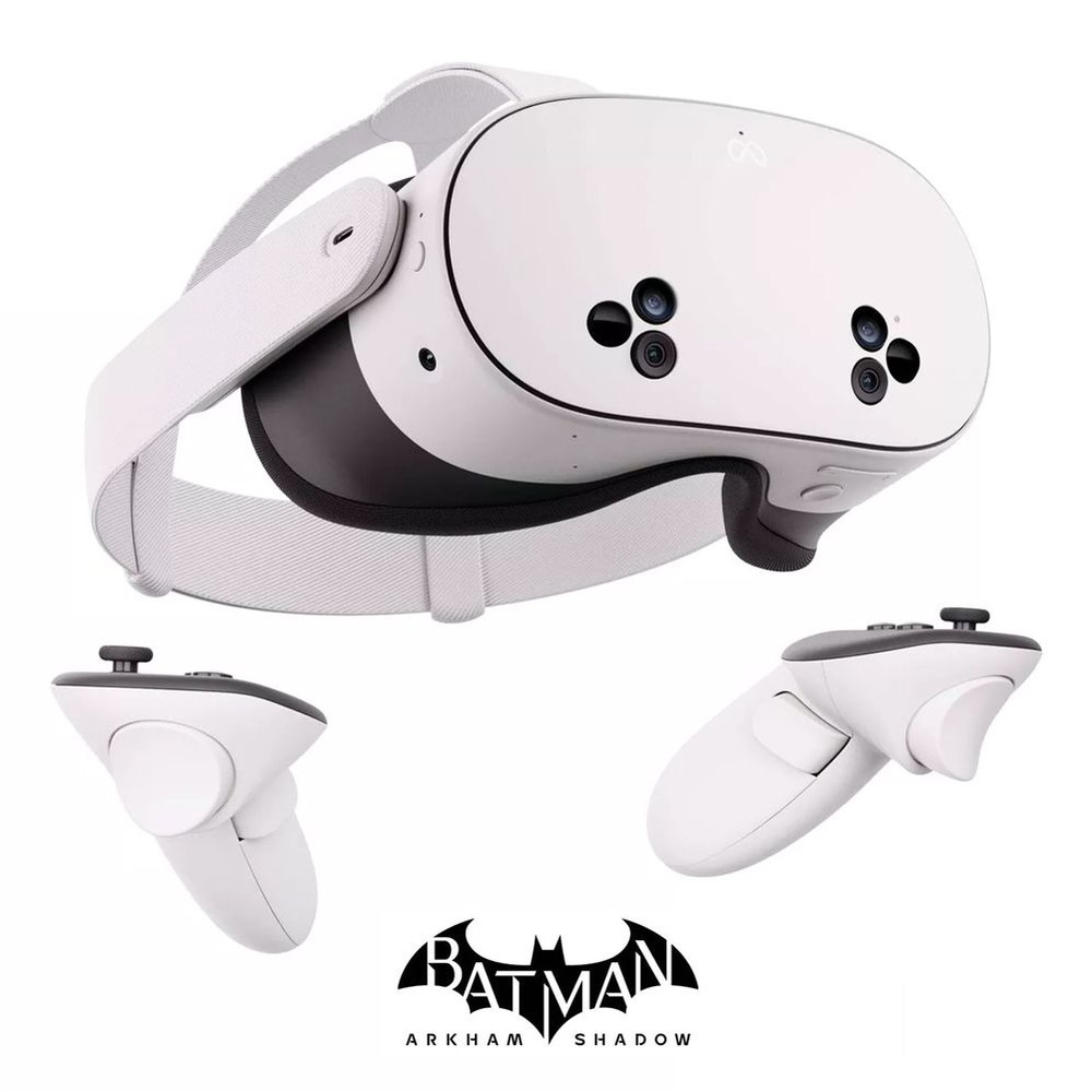 VR Headset and Controllers - White